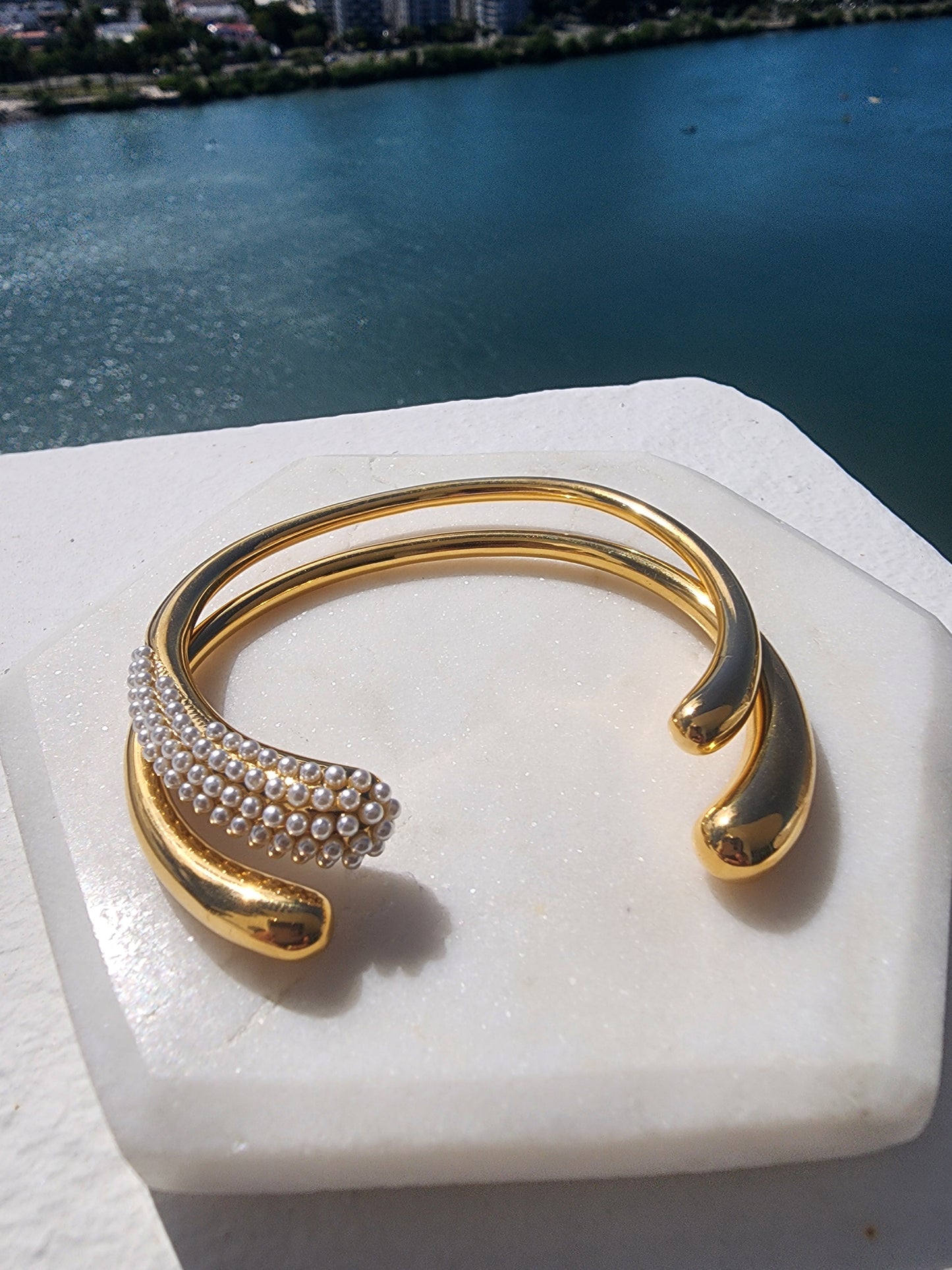 COQUETTE Bangle