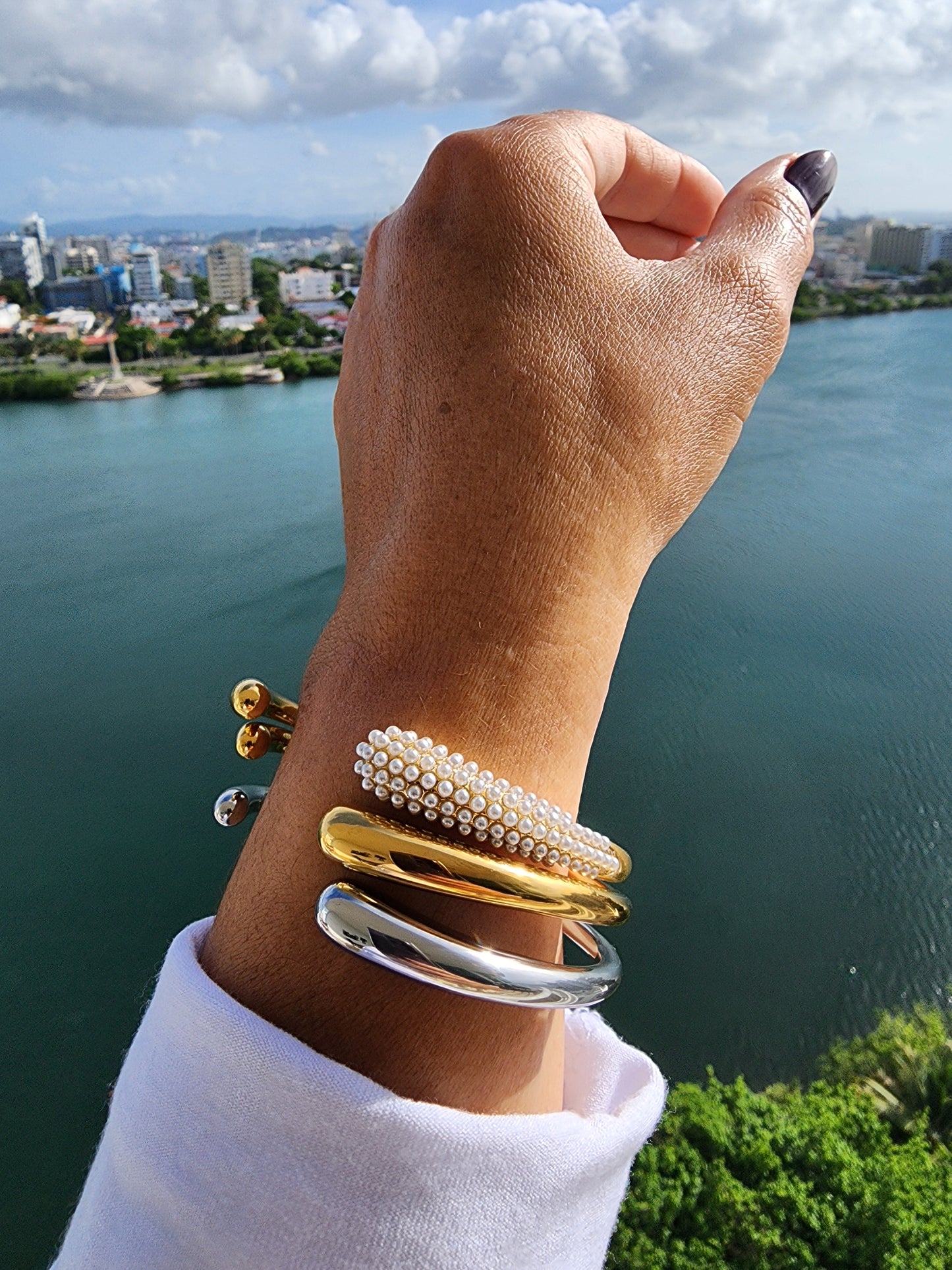 COQUETTE Bangle