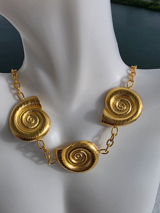 CARACOLITO Necklace