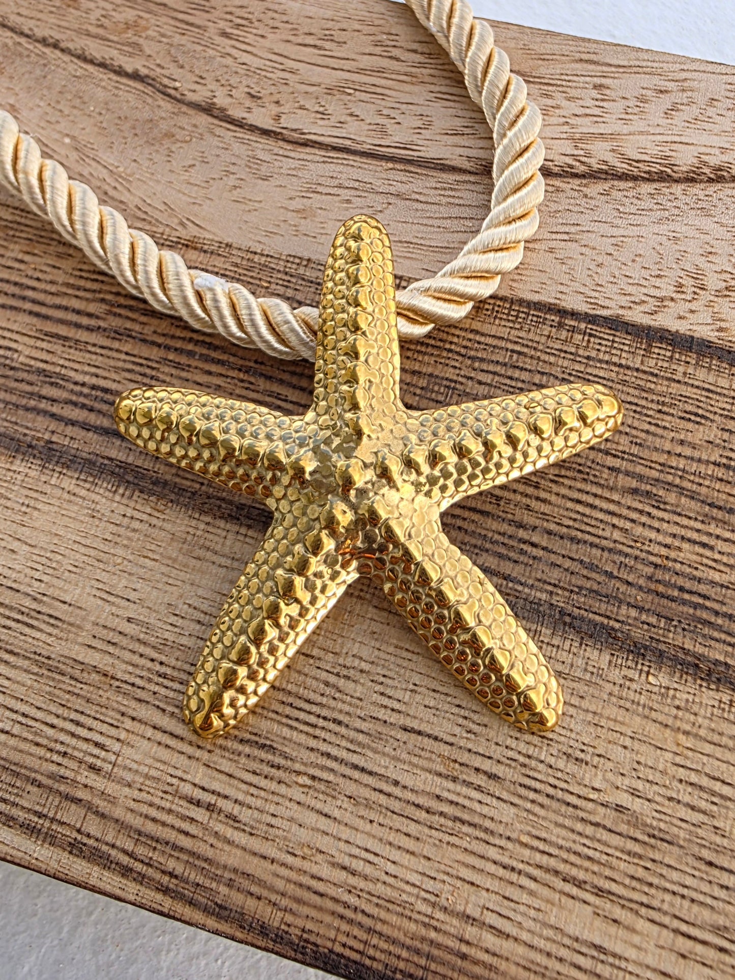 AGUA SALADA Necklace